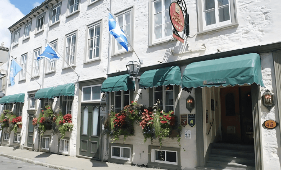 Façade Hôtel Acadia – Hôtel vieux Quebec